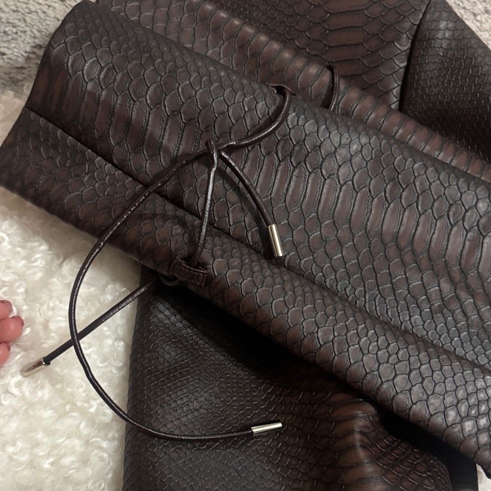 Maniere De Voir Elegant Brown Cropped Jacket - Picture 4 of 4